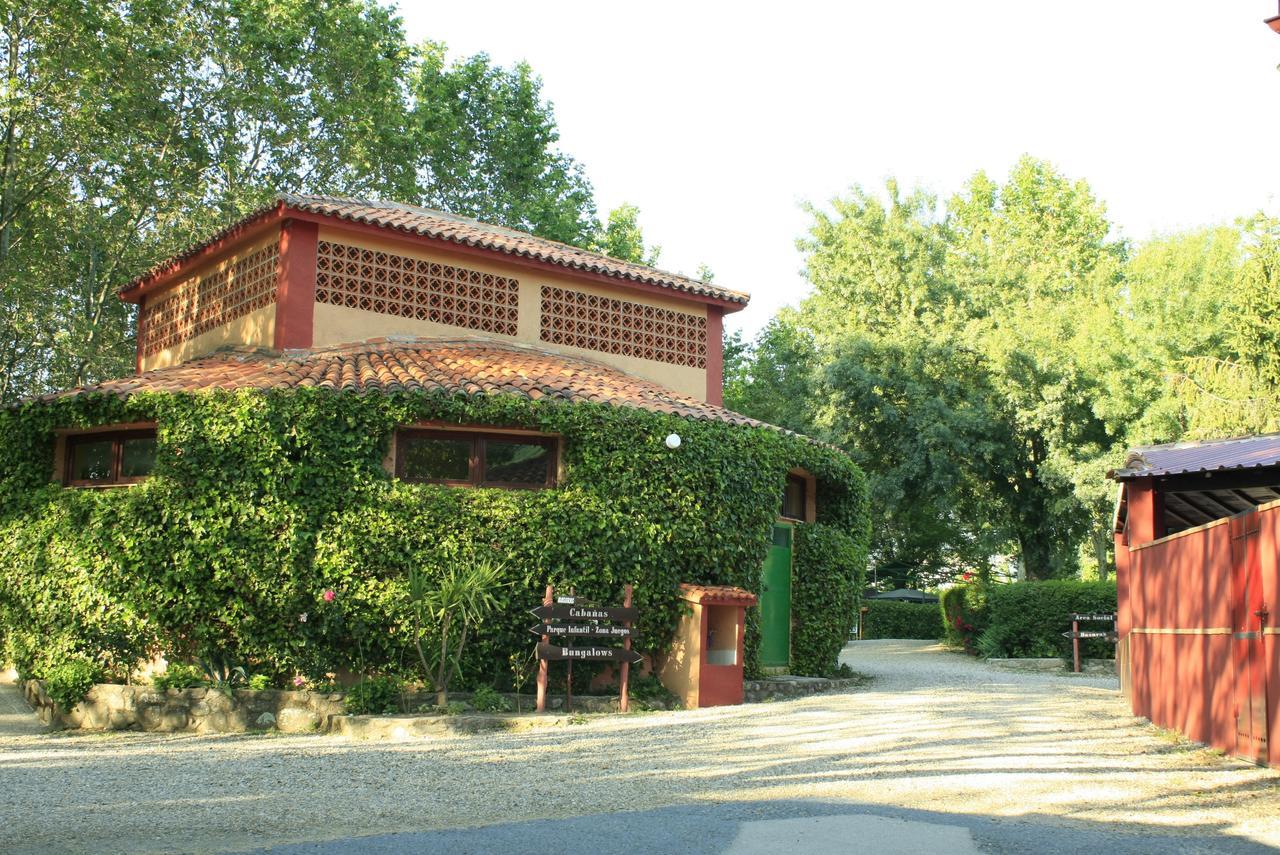 Camping El Pinajarro Hervás Eksteriør billede